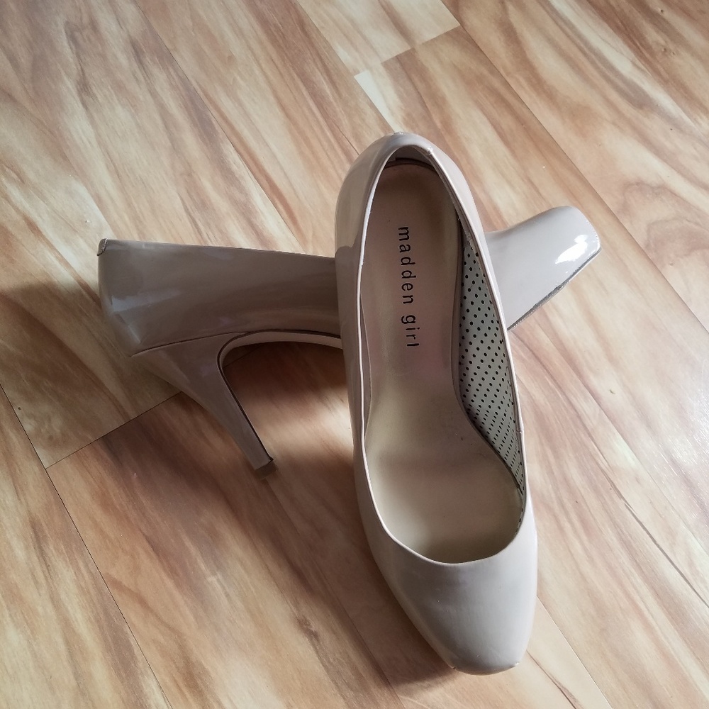 Steve Madden Pumps